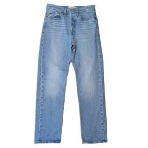 Levi’s Wedgie Straight Jeans Button Fly Light Wash Denim Womens 27